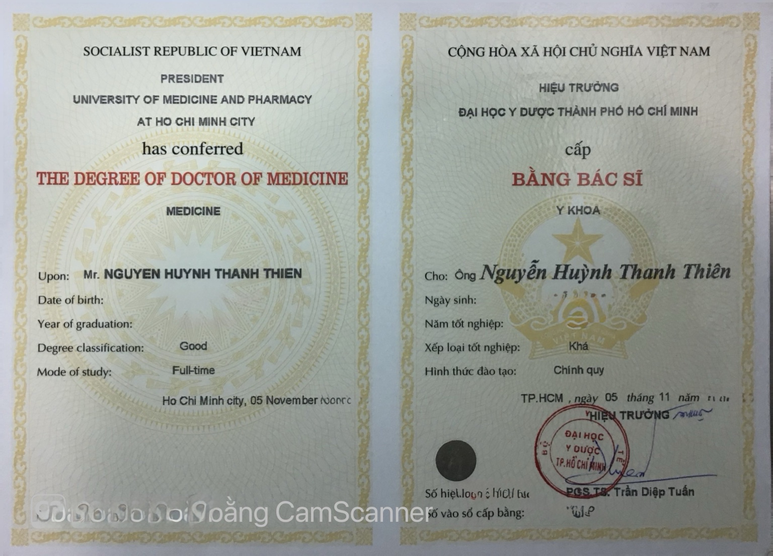 Bằng Bác sĩ Y khoa và Doctor of Medicine